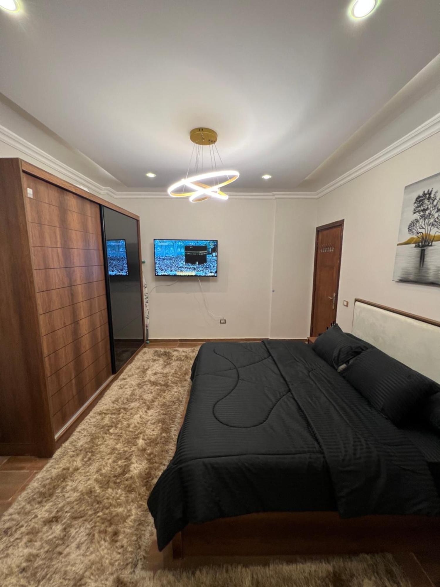 Luxury Diamond Apartment In Wesal Residences Compound New Cairo Exterior photo